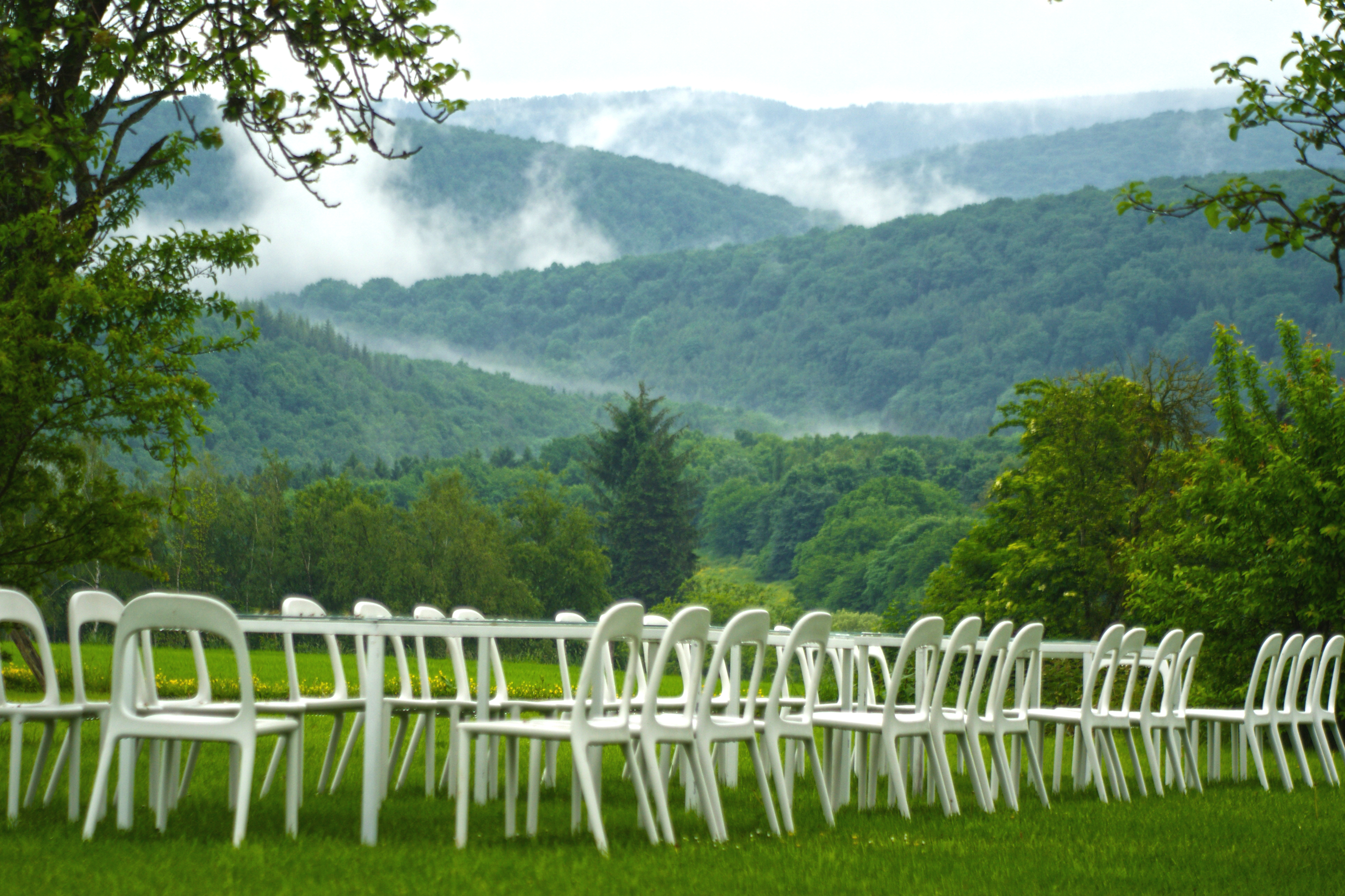 Dirk Coopman, landschapsarchitectuur, ready-made, land art, green, bos, Ardennen, Au dessus du Bie, omgevingsaanleg