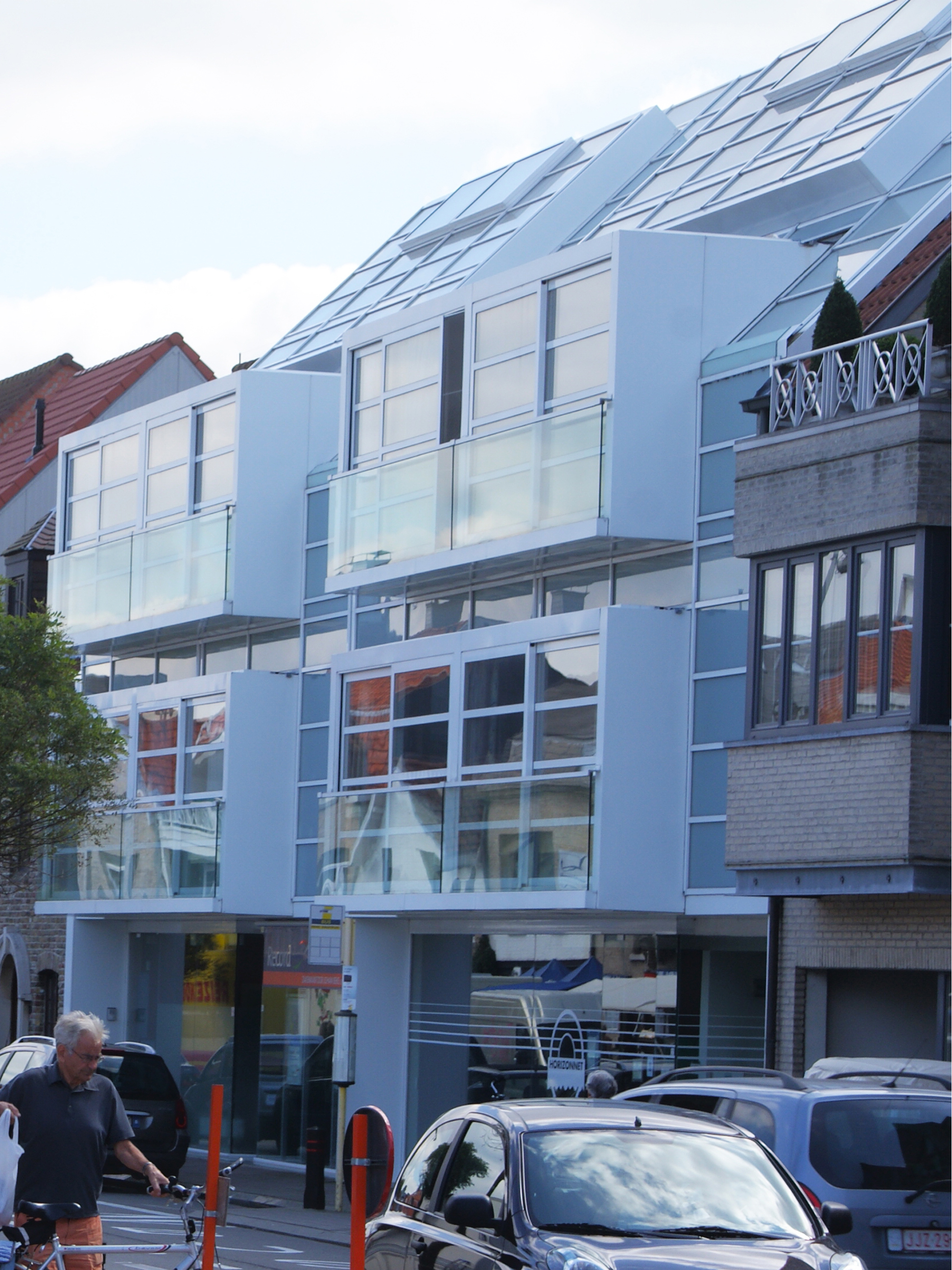 Dirk Coopman, architect, groepswoningbouw, groepswoningen, glazen gevel, licht ecologie, dak in glas, roof in glass, glass construction, natural light, glass façade, natuurlijk licht, hedendaagse architectuur, appartementen, Knokke, group housing, contemporary architecture, apartments, apartment building, group houses, glass facade, light ecology, roof in glass, glass construction, natural light, glass facade, natural light